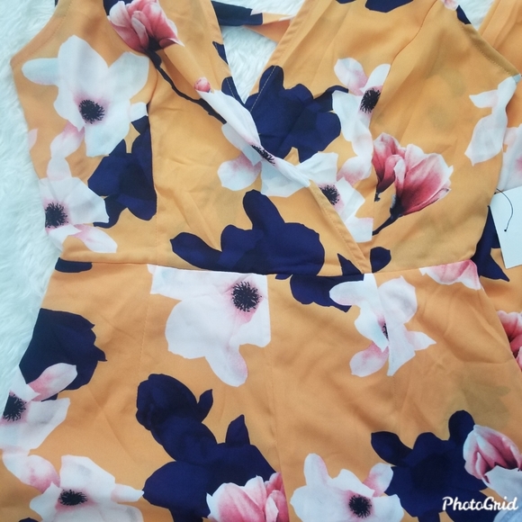 NEW LULU'S Floral print Tie-back wide-open jum… - Picture 6 of 14